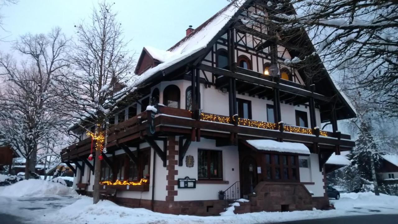 Kraeuterhex' Reutin Hotel Алпирсбах Екстериор снимка